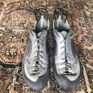 LaSportiva Climbing Shoes size 37